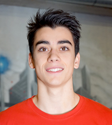 Valentin : coach sportif Salto Trampoline Arena Valentin : coach sportif Salto Trampoline Arena