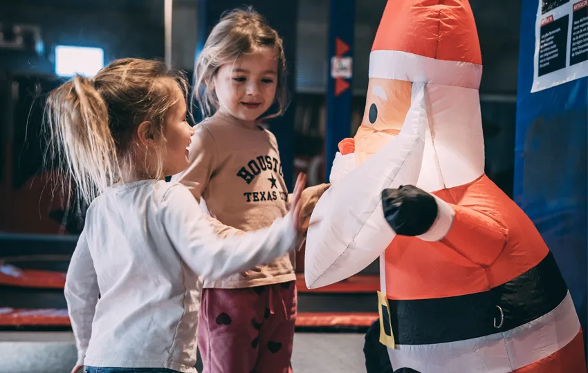 Session spéciale Noël chez Salto Trampoline Indoor